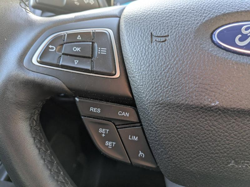 Photo 18 de l’annonce de FORD EcoSport d’occasion à vendre à DRAGUIGNAN