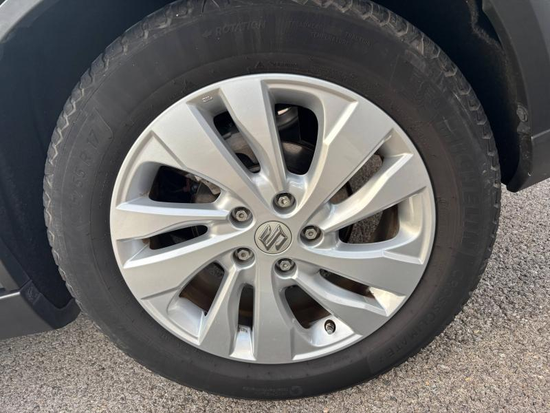 Photo 9 de l’annonce de SUZUKI SX4 S-Cross d’occasion à vendre à LA GARDE