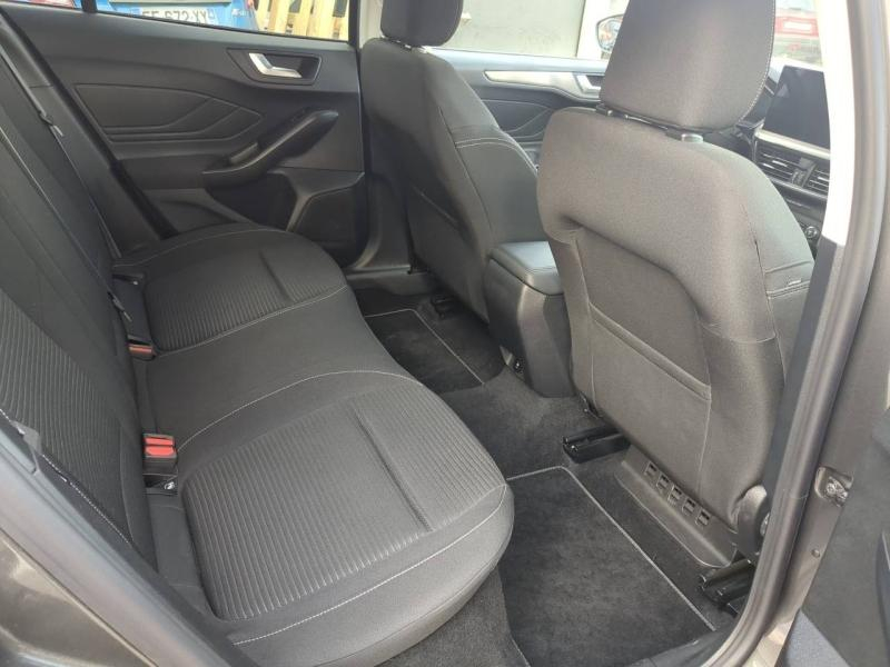 Photo 6 de l’annonce de FORD Focus SW d’occasion à vendre à CARPENTRAS