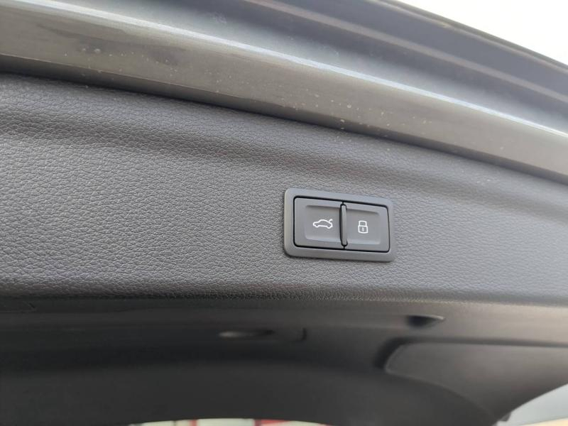 Photo 11 de l’annonce de AUDI Q3 d’occasion à vendre à CARPENTRAS