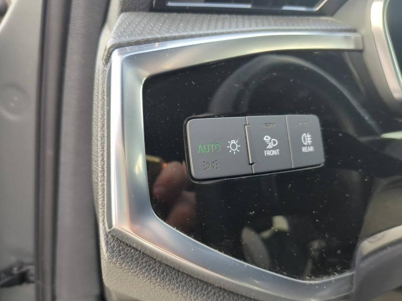 Photo 17 de l’annonce de AUDI Q3 d’occasion à vendre à CARPENTRAS