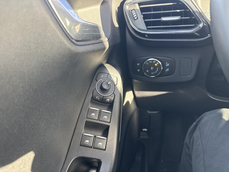 Photo 17 de l’annonce de FORD Puma d’occasion à vendre à MARTIGUES