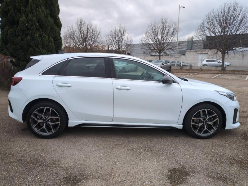 Photo 5 de l’annonce de KIA Ceed d’occasion à vendre à NÎMES