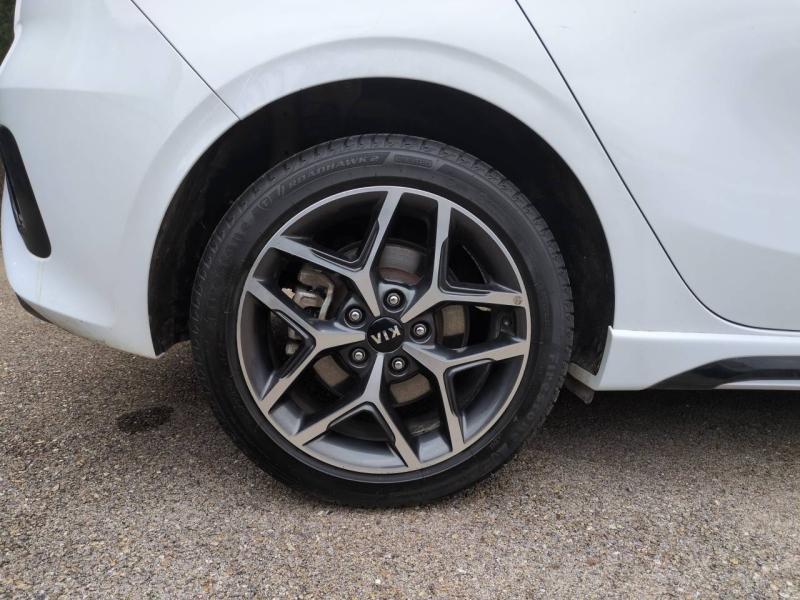 Photo 12 de l’annonce de KIA Ceed d’occasion à vendre à NÎMES