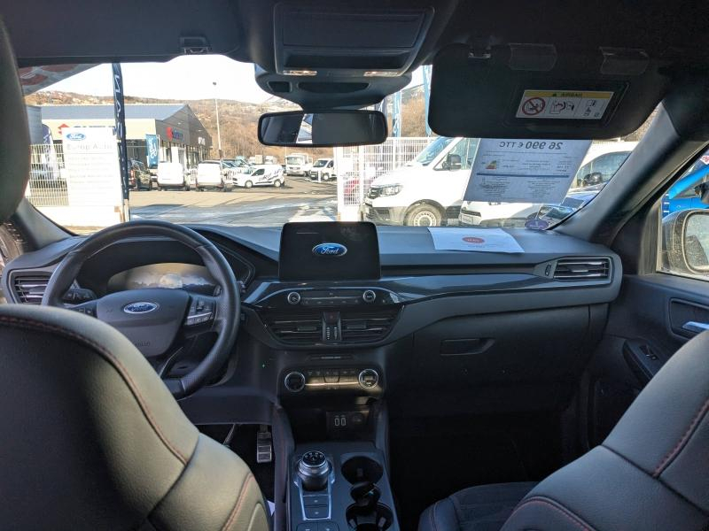 Photo 6 de l’annonce de FORD Kuga d’occasion à vendre à GAP