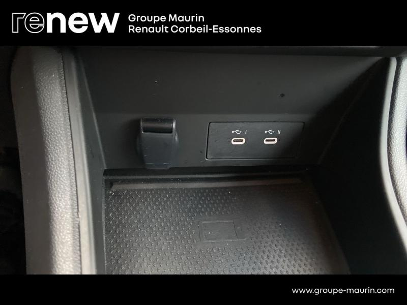 Photo 18 de l’annonce de RENAULT Captur d’occasion à vendre à CORBEIL-ESSONNES