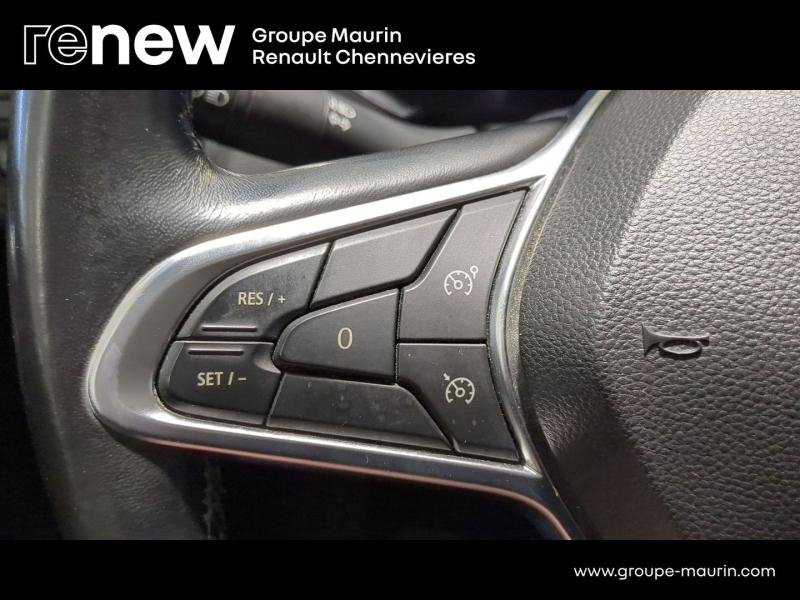 Photo 16 de l’annonce de RENAULT Captur d’occasion à vendre à CHENNEVIÈRES-SUR-MARNE