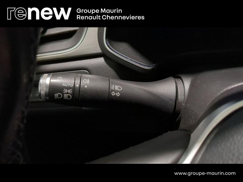 Photo 18 de l’annonce de RENAULT Captur d’occasion à vendre à CHENNEVIÈRES-SUR-MARNE