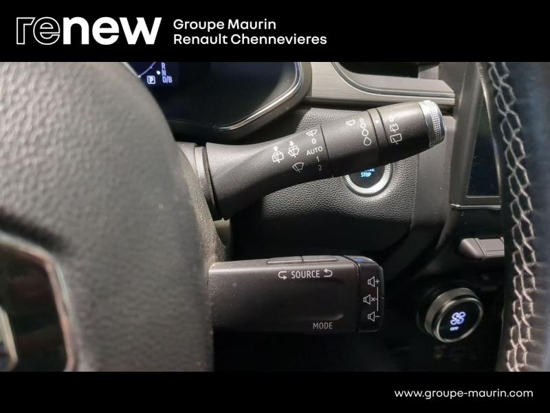 Photo 19 de l’annonce de RENAULT Captur d’occasion à vendre à CHENNEVIÈRES-SUR-MARNE