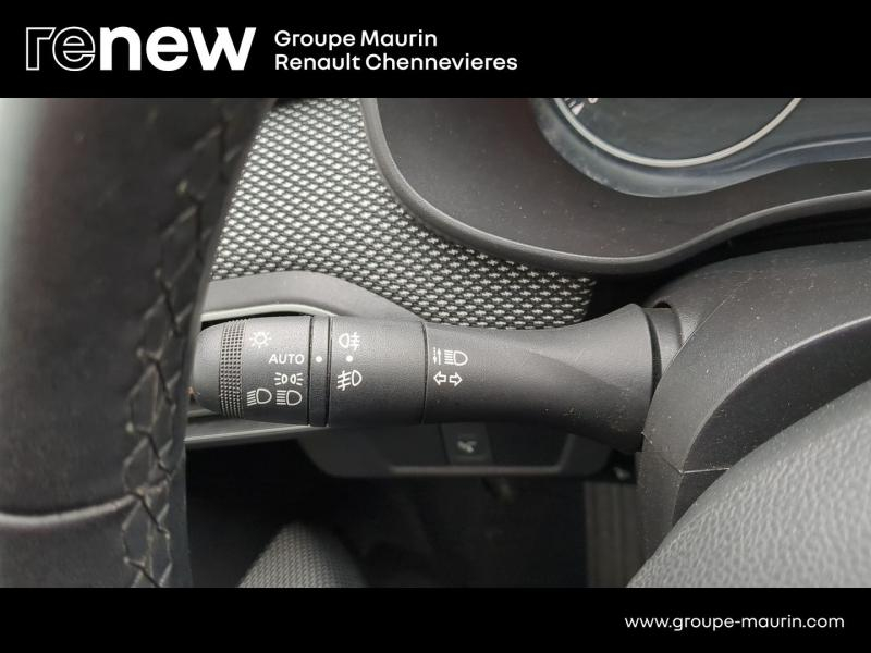 Photo 18 de l’annonce de DACIA Sandero d’occasion à vendre à CHENNEVIÈRES-SUR-MARNE