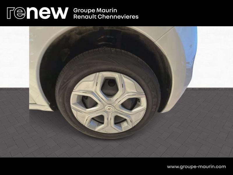 Photo 10 de l’annonce de RENAULT Twingo d’occasion à vendre à CHENNEVIÈRES-SUR-MARNE