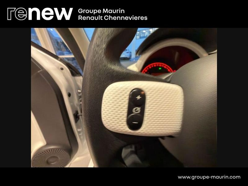 Photo 18 de l’annonce de RENAULT Twingo d’occasion à vendre à CHENNEVIÈRES-SUR-MARNE