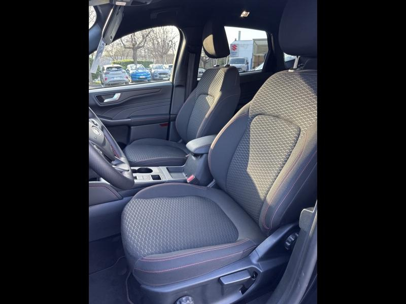 Photo 8 de l’annonce de FORD Kuga d’occasion à vendre à TOULON