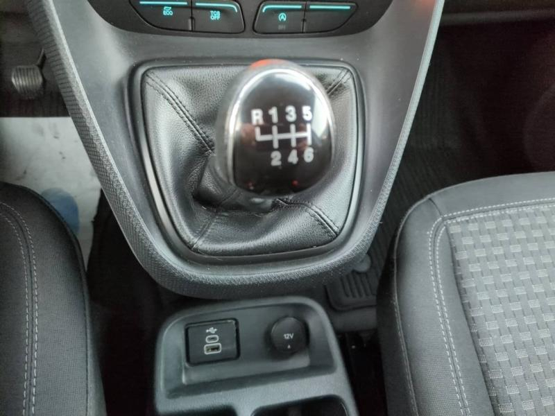 Photo 12 de l’annonce de FORD Transit Connect VUL d’occasion à vendre à NÎMES