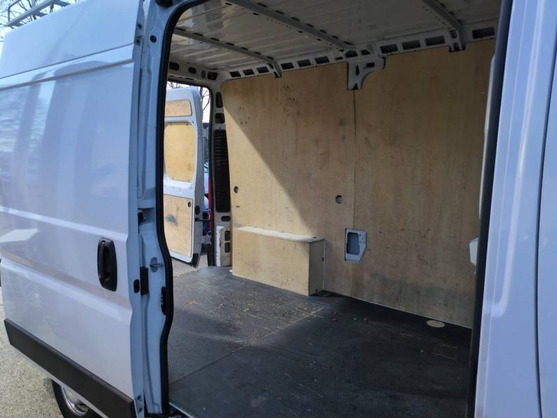 Photo 17 de l’annonce de FIAT Ducato Fg VUL d’occasion à vendre à NÎMES