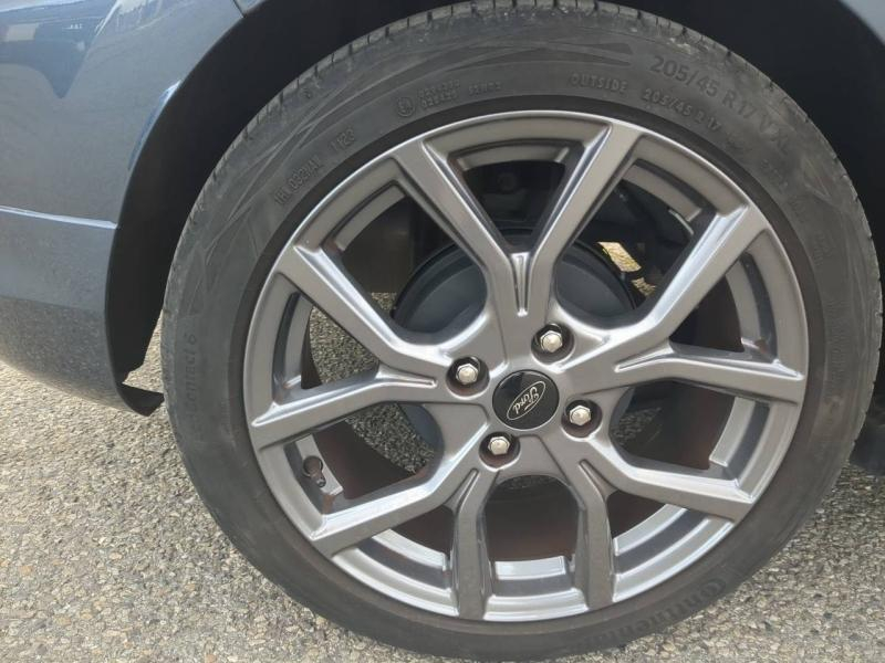 Photo 8 de l’annonce de FORD Fiesta d’occasion à vendre à CARPENTRAS