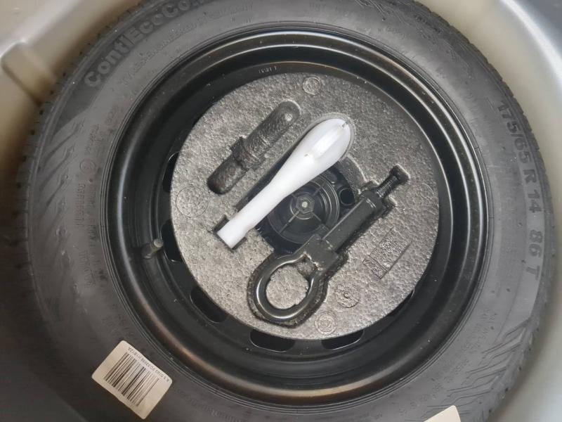 Photo 11 de l’annonce de FORD Fiesta d’occasion à vendre à CARPENTRAS