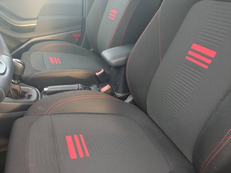 Photo 16 de l’annonce de FORD Fiesta d’occasion à vendre à CARPENTRAS