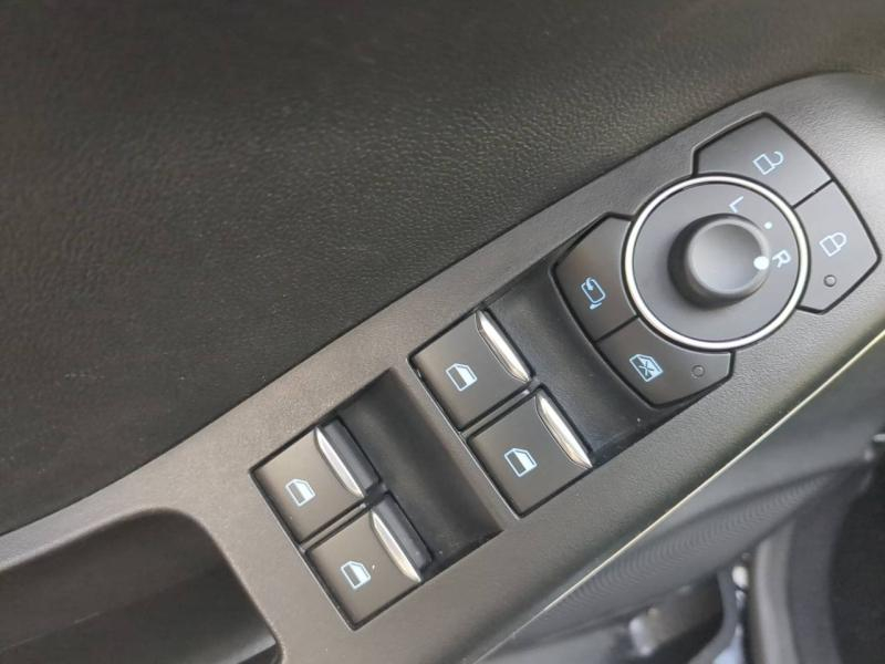 Photo 15 de l’annonce de FORD Puma d’occasion à vendre à CARPENTRAS