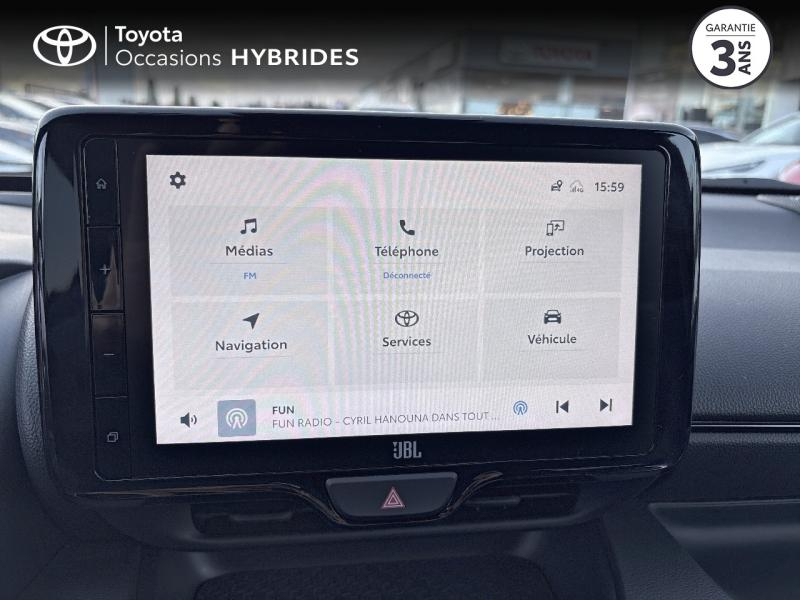 Photo 15 de l’annonce de TOYOTA Yaris d’occasion à vendre à MONTFAVET