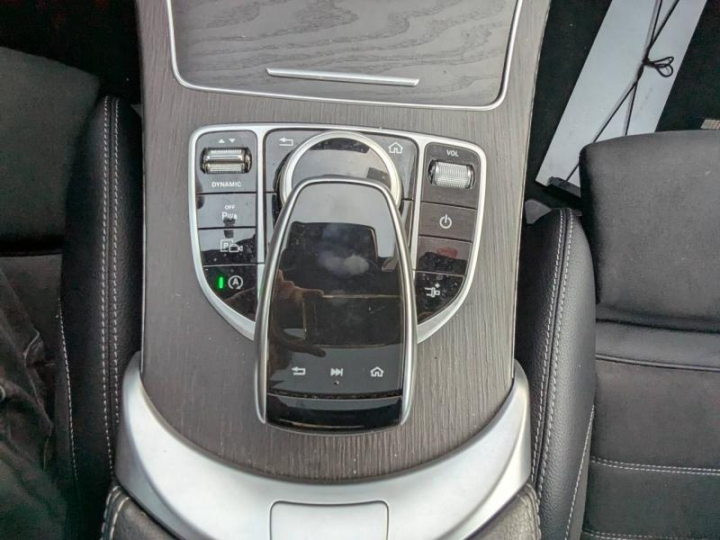 Photo 20 de l’annonce de MERCEDES-BENZ Classe C Coupé d’occasion à vendre à AIX-EN-PROVENCE