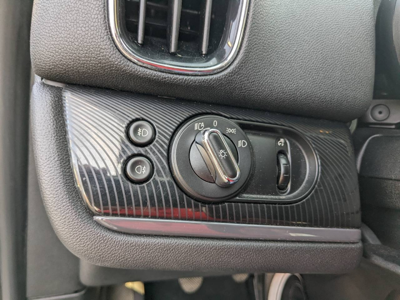 Photo 11 de l’annonce de MINI Countryman d’occasion à vendre à AUBAGNE