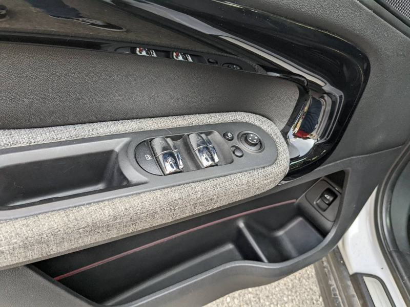 Photo 12 de l’annonce de MINI Countryman d’occasion à vendre à AUBAGNE