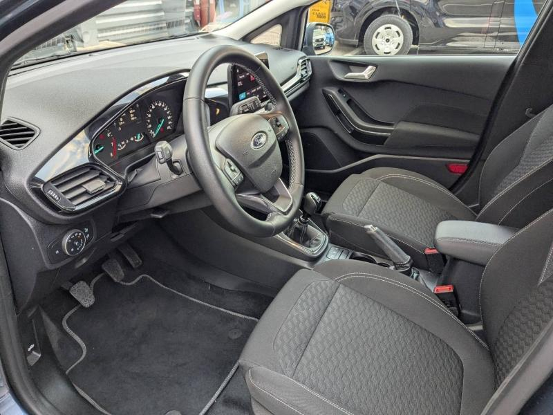 Photo 7 de l’annonce de FORD Fiesta d’occasion à vendre à AUBAGNE