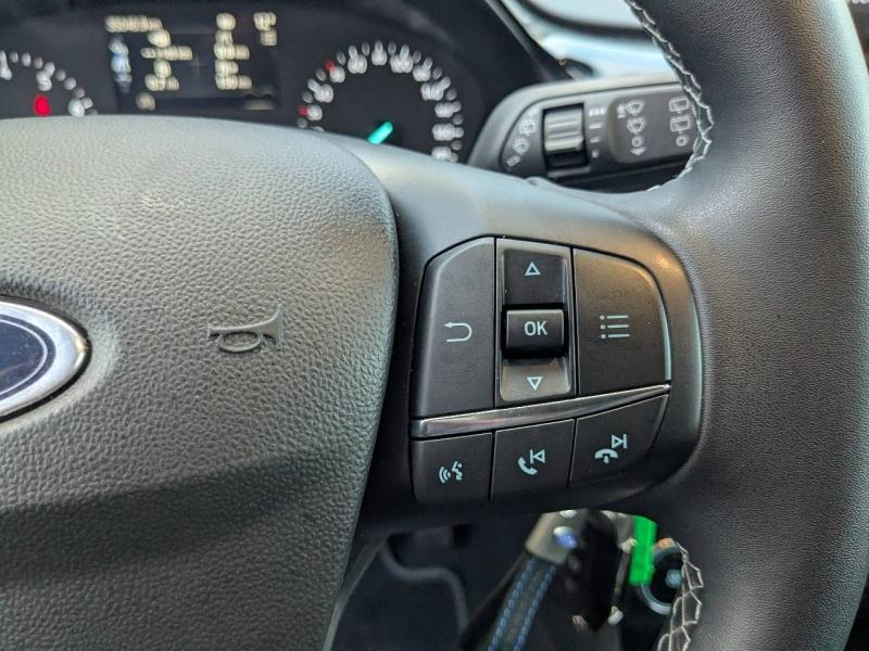 Photo 13 de l’annonce de FORD Fiesta d’occasion à vendre à AUBAGNE