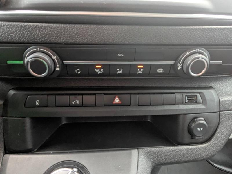 Photo 19 de l’annonce de OPEL Vivaro Fg VUL d’occasion à vendre à FRÉJUS