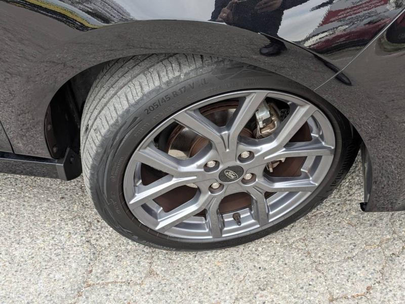 Photo 4 de l’annonce de FORD Fiesta d’occasion à vendre à AIX-EN-PROVENCE