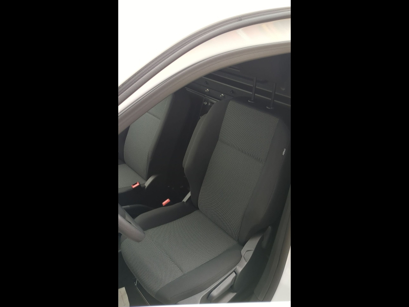 Photo 14 de l’annonce de TOYOTA ProAce City VUL d’occasion à vendre à ARLES