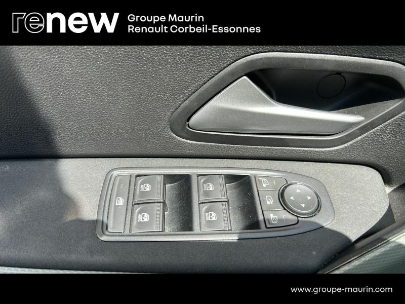 Photo 13 de l’annonce de DACIA Duster d’occasion à vendre à CORBEIL-ESSONNES