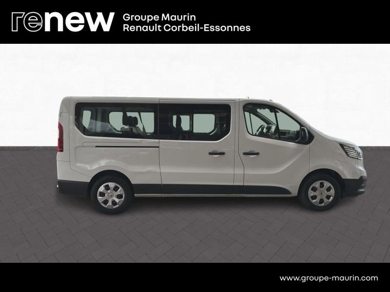 Photo 6 de l’annonce de RENAULT Trafic Combi d’occasion à vendre à CORBEIL-ESSONNES
