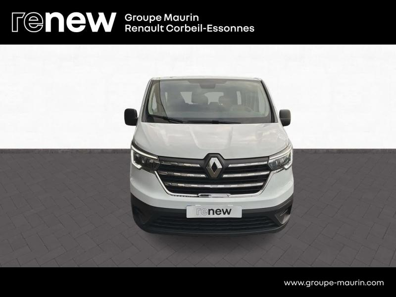 Photo 8 de l’annonce de RENAULT Trafic Combi d’occasion à vendre à CORBEIL-ESSONNES