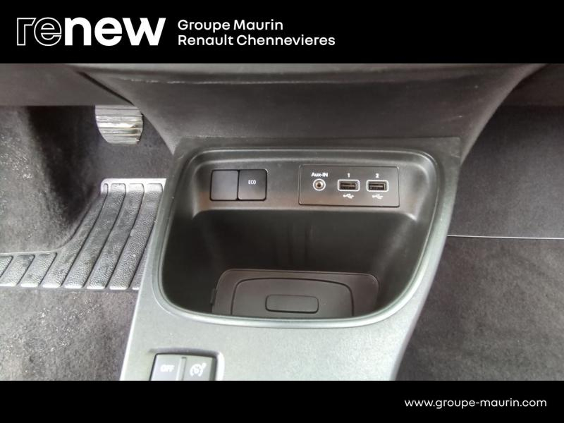 Photo 15 de l’annonce de RENAULT Twingo d’occasion à vendre à CHENNEVIÈRES-SUR-MARNE