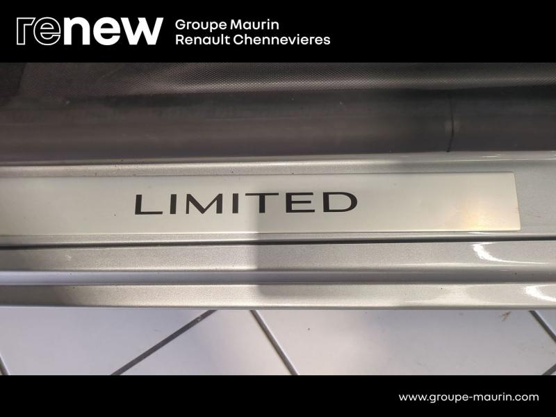 Photo 16 de l’annonce de RENAULT Zoe d’occasion à vendre à CHENNEVIÈRES-SUR-MARNE