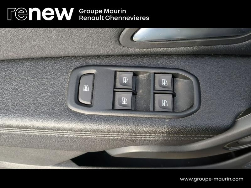 Photo 19 de l’annonce de DACIA Duster d’occasion à vendre à CHENNEVIÈRES-SUR-MARNE