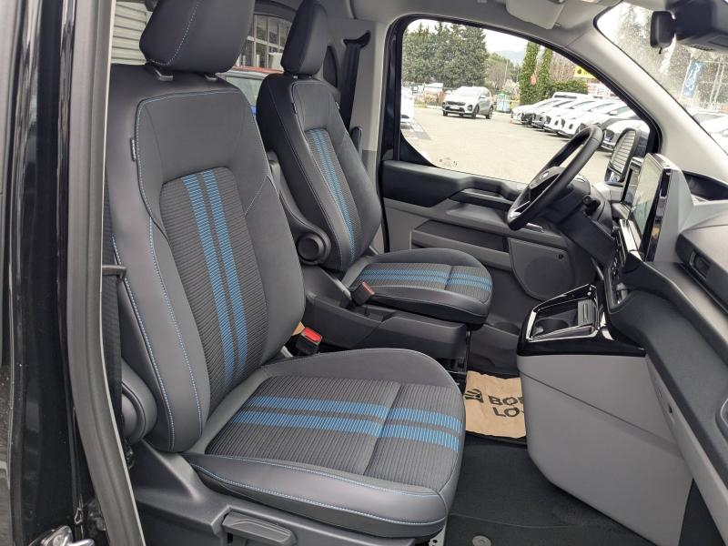 Photo 14 de l’annonce de FORD Tourneo Custom d’occasion à vendre à DRAGUIGNAN