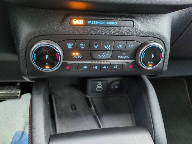 Photo 10 de l’annonce de FORD Kuga d’occasion à vendre à NÎMES