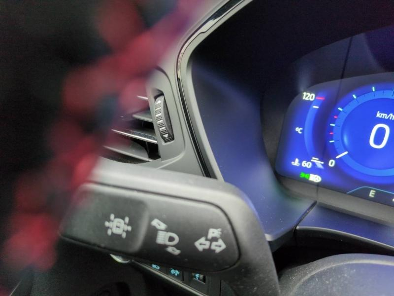 Photo 13 de l’annonce de FORD Kuga d’occasion à vendre à NÎMES