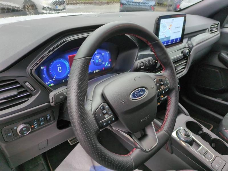 Photo 15 de l’annonce de FORD Kuga d’occasion à vendre à NÎMES