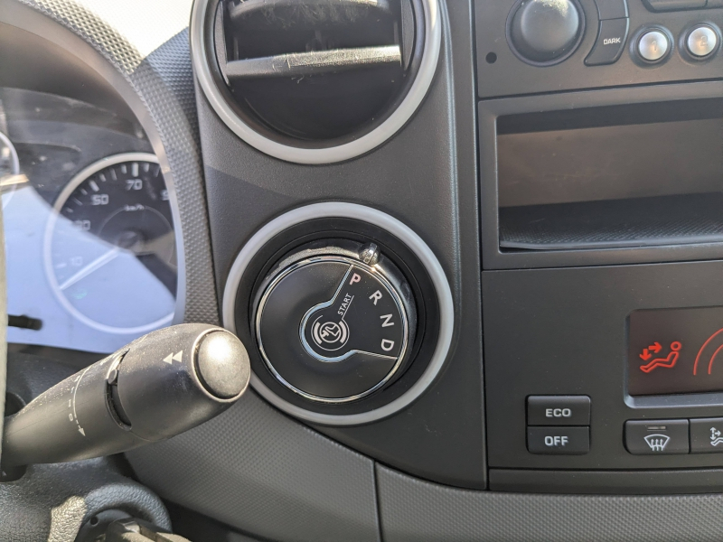 Photo 12 de l’annonce de CITROEN Berlingo d’occasion à vendre à MARSEILLE