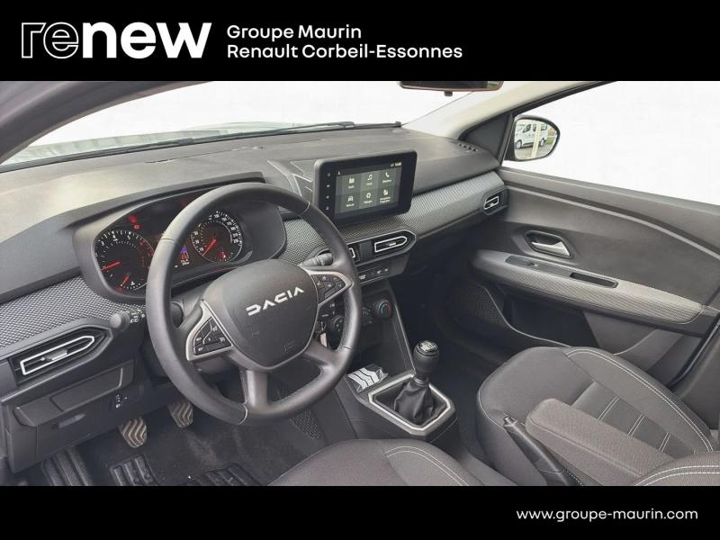 Photo 10 de l’annonce de DACIA Jogger d’occasion à vendre à CORBEIL-ESSONNES