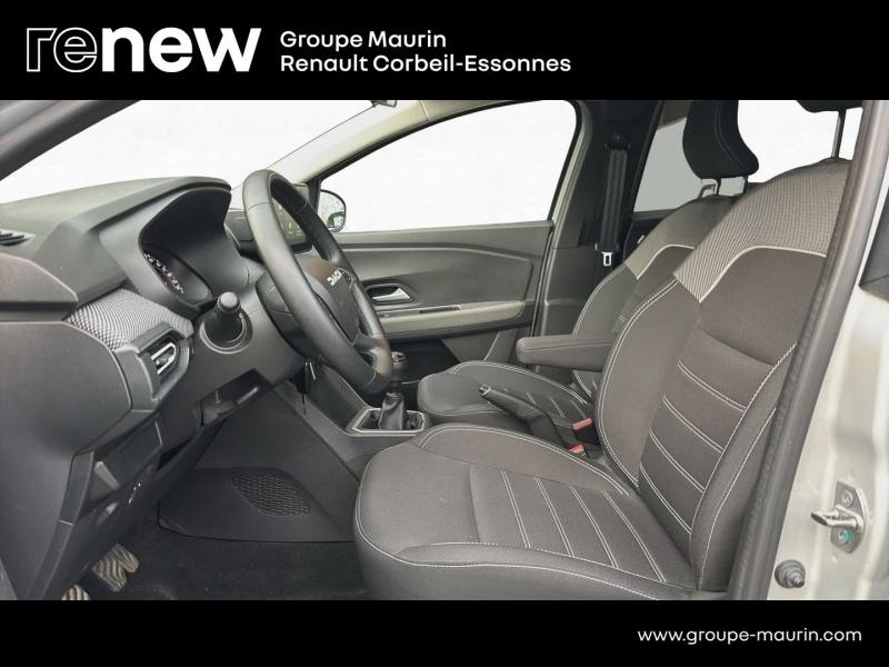 Photo 11 de l’annonce de DACIA Jogger d’occasion à vendre à CORBEIL-ESSONNES