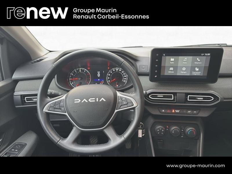 Photo 14 de l’annonce de DACIA Jogger d’occasion à vendre à CORBEIL-ESSONNES