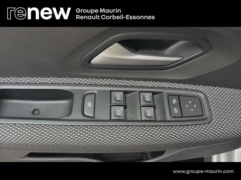 Photo 17 de l’annonce de DACIA Jogger d’occasion à vendre à CORBEIL-ESSONNES