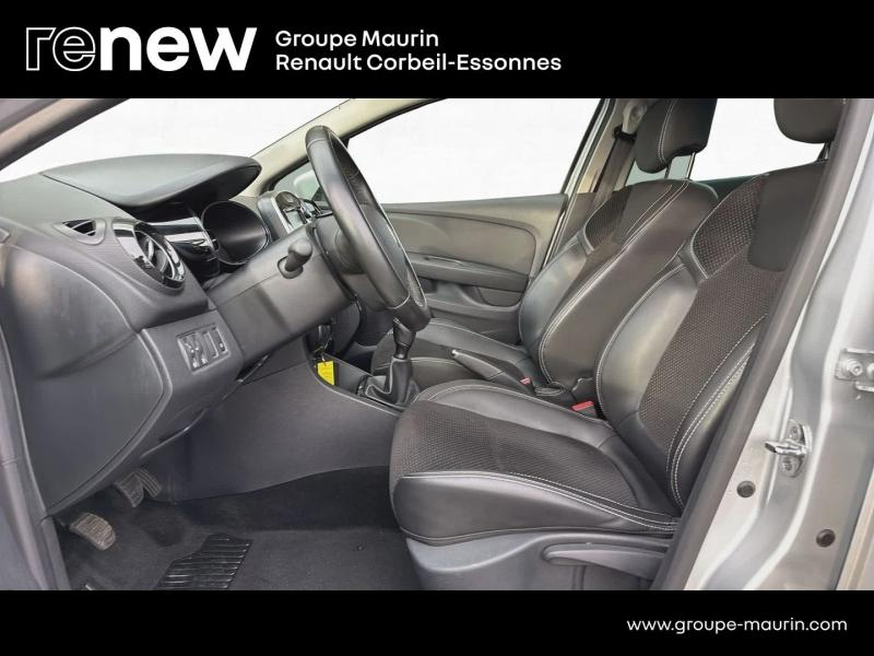 Photo 10 de l’annonce de RENAULT Clio d’occasion à vendre à CORBEIL-ESSONNES