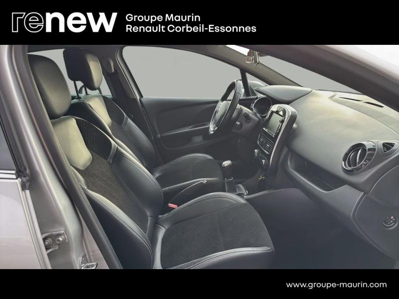 Photo 14 de l’annonce de RENAULT Clio d’occasion à vendre à CORBEIL-ESSONNES