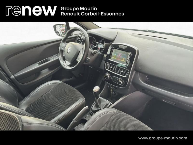Photo 15 de l’annonce de RENAULT Clio d’occasion à vendre à CORBEIL-ESSONNES